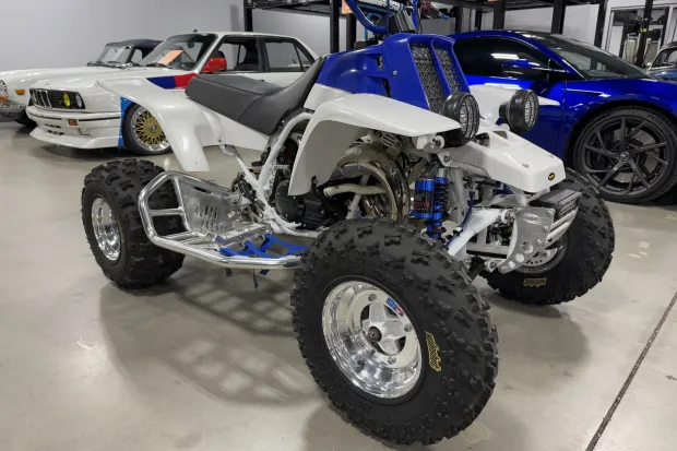 1988 Yamaha Banshee 350 – The Original Blue & White Legend - Image 3