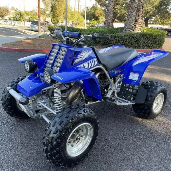 2002 Yamaha Banshee 350 – Team Yamaha Blue & Black Edition
